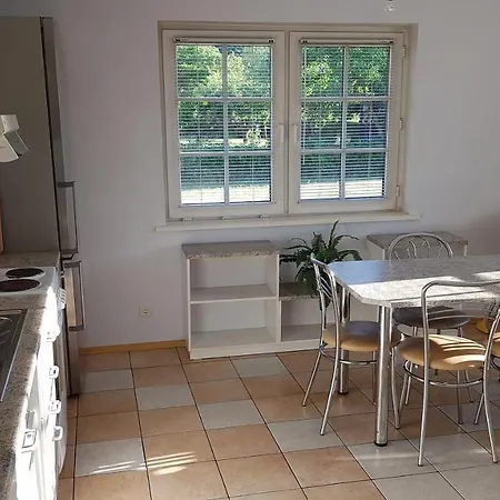 Sinilille 7 * Kuressaare